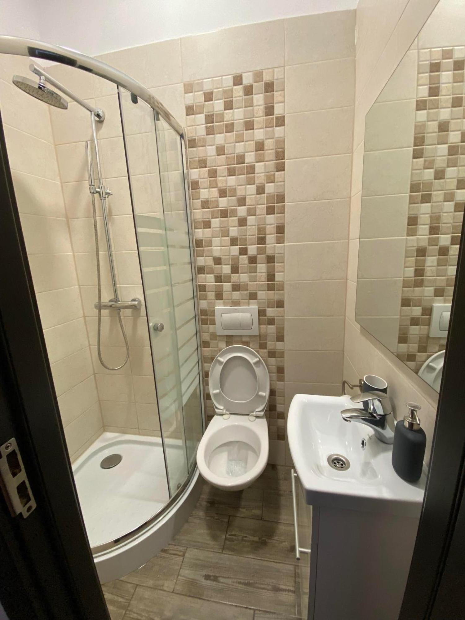 Ada'S Luxury Apartament&Studio - Old City Brasov Bagian luar foto
