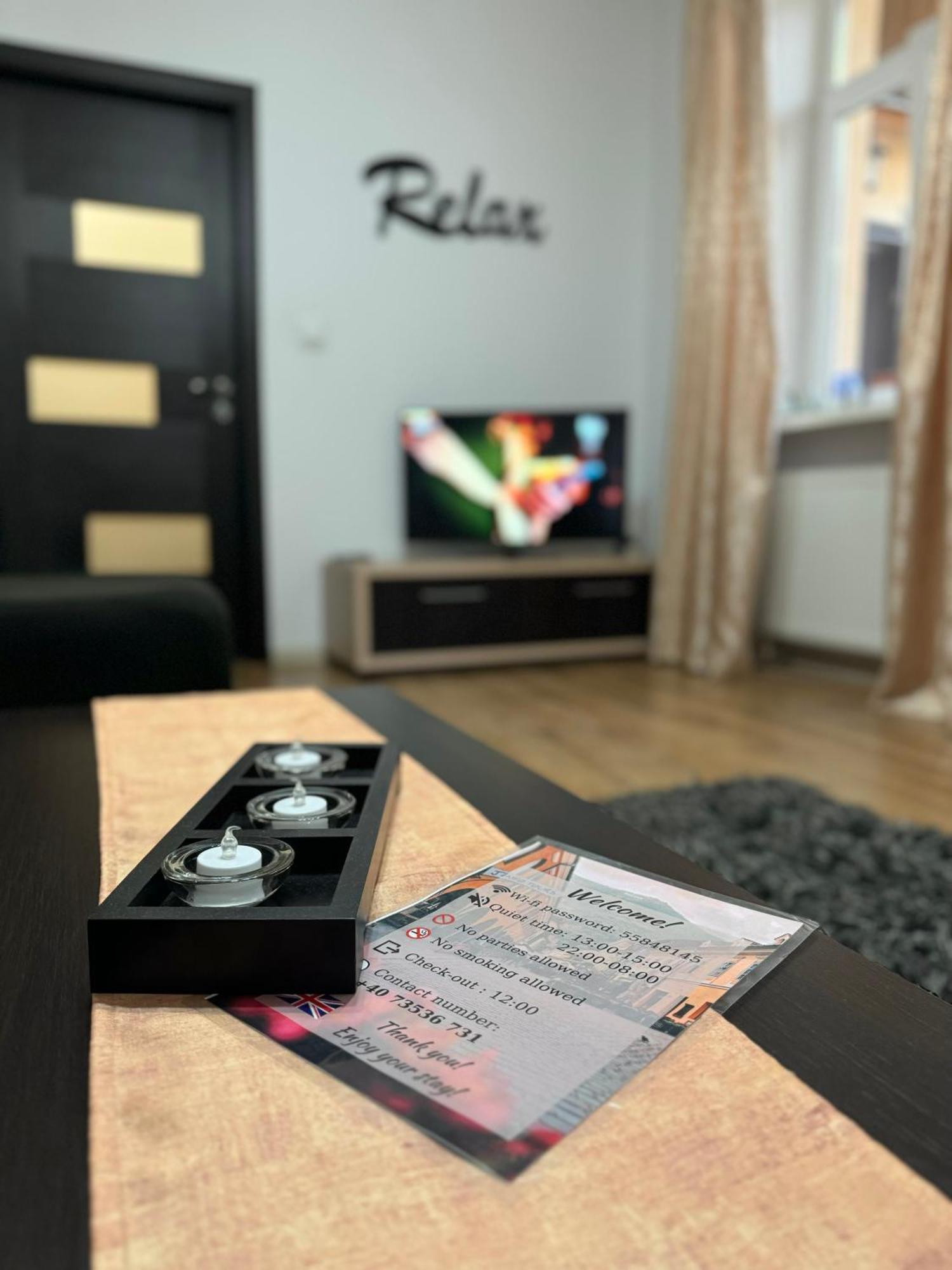 Ada'S Luxury Apartament&Studio - Old City Brasov Bagian luar foto